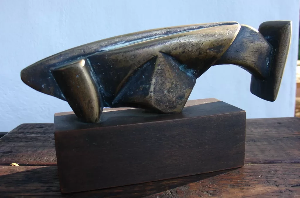 Totems & Sculptures