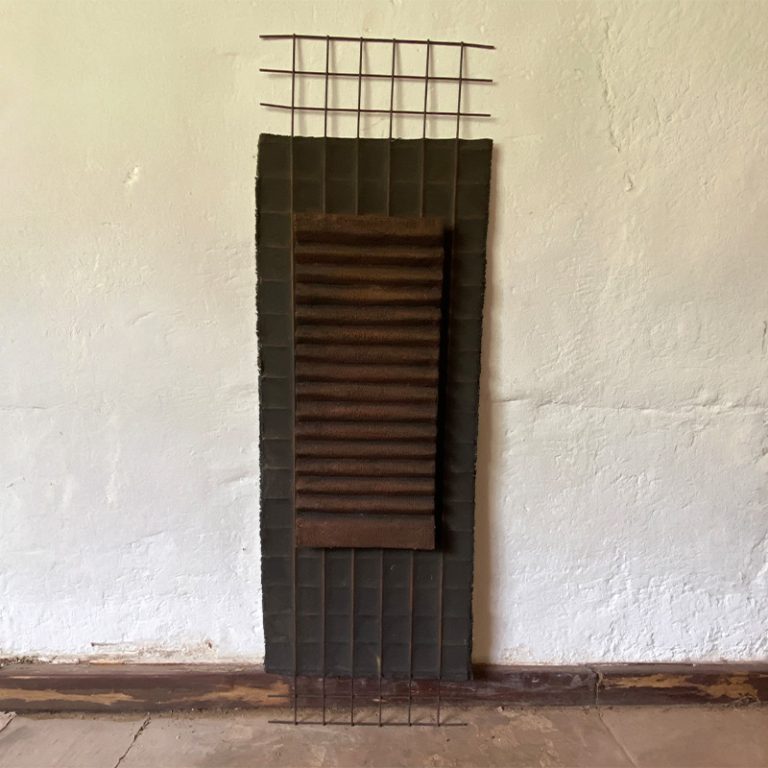 7113 — Wall Panel